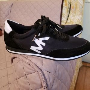 Michael kors tennis shoe